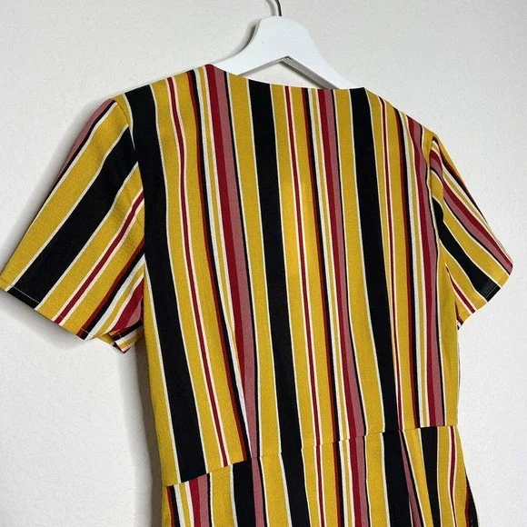 Missguided Striped Button Detail Dress NWT - Picture 7 of 9